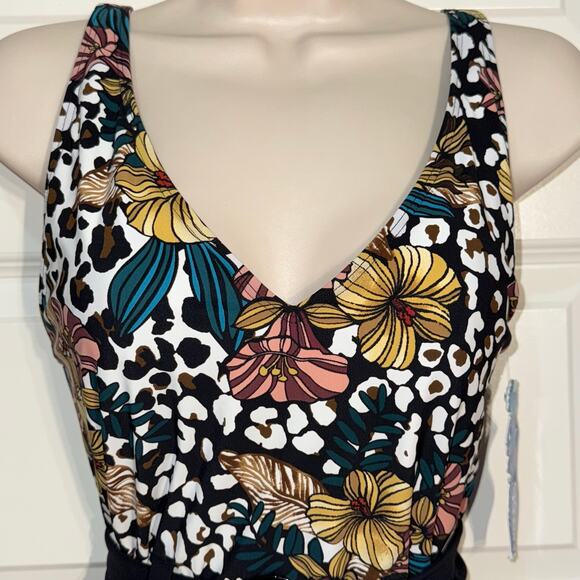 Skinny Dippers by Miraclesuit Desert Rose Lickity Split One-Piece Swim, Size M - Picture 3 of 8